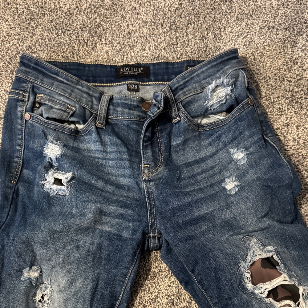 Judy Blue Women's Ripped Dark Blue Boyfriend Jeans